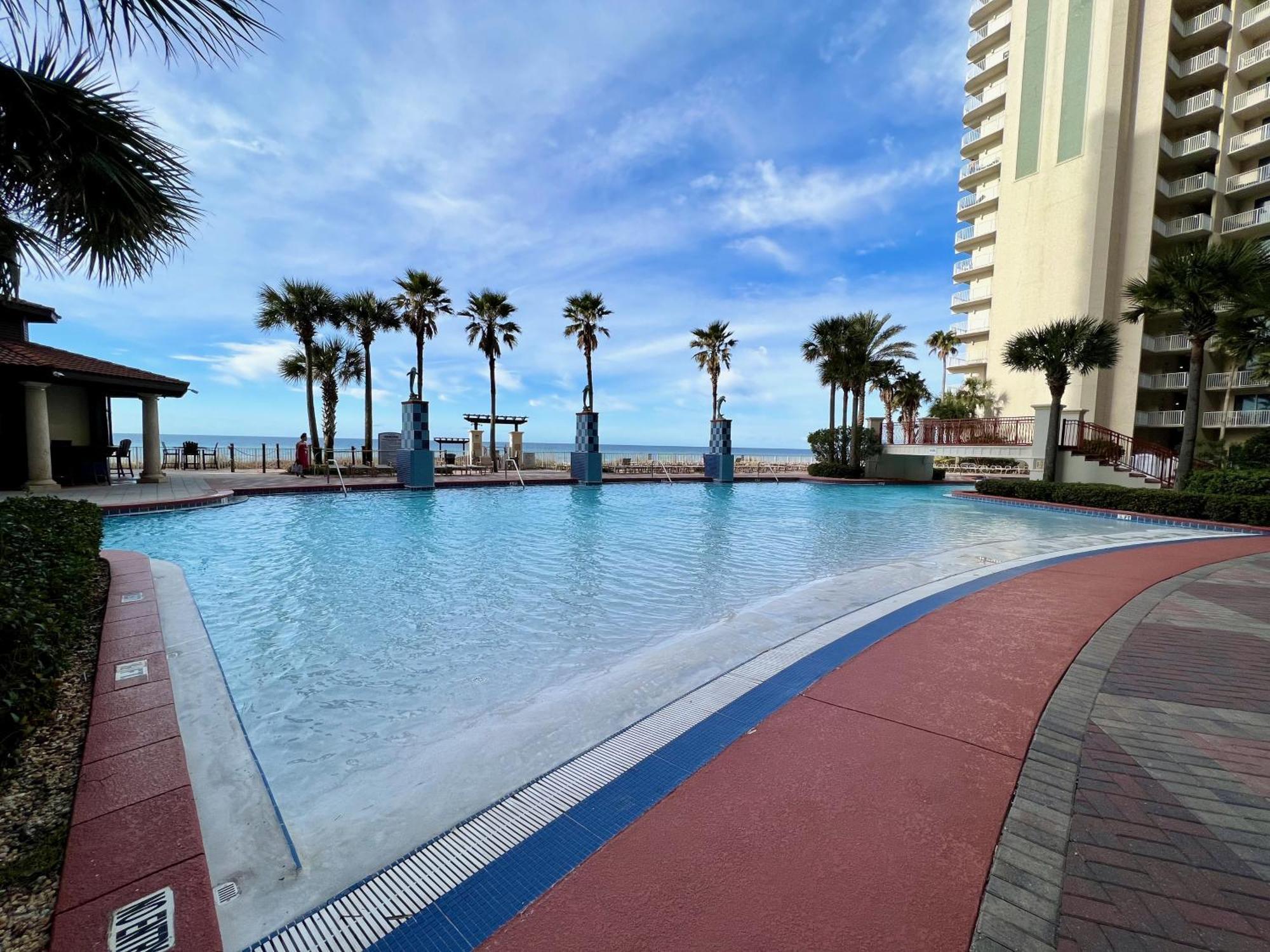 Spacious 2-Bedroom Condo Beachfront Resort! By Dolce Vita Getaways Pcb! Panama City Beach Exterior photo